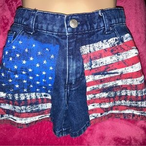 GASOLINE GIRLS AMERICAN FLAG JEANS SHORTS.💕SIZE 14💕